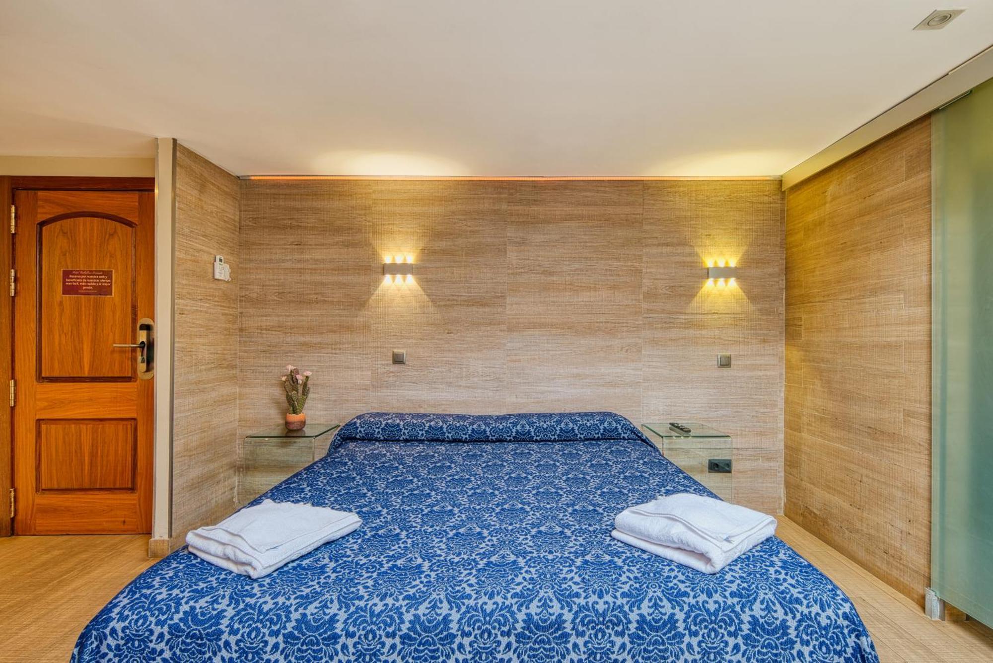 Caballero Errante Madrid Exterior photo
